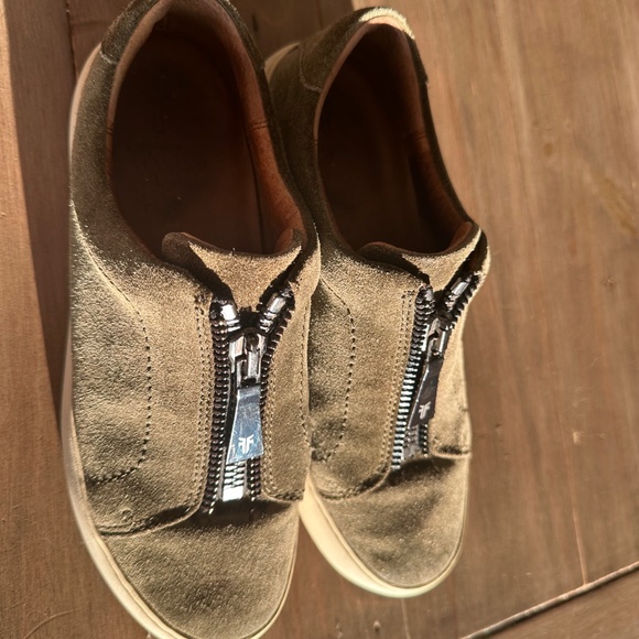 Frye Lena Sneakers in Olive - Picture 3 of 6